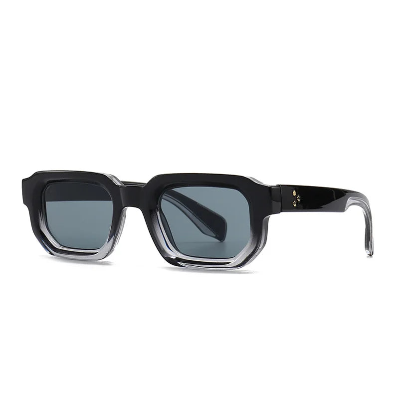 Vintage Punk Gradient Women Trending Dark Brown Sun Glasses Popular Fashion Square Rivets Men Sunglasses UV400 Shades Eyewear